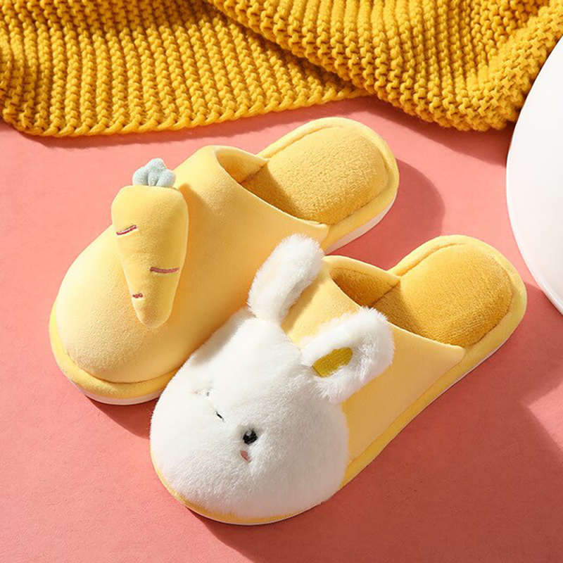 Winter fluffy online slippers