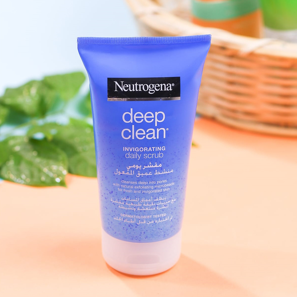 neutrogena deep clean invigorating daily scrub